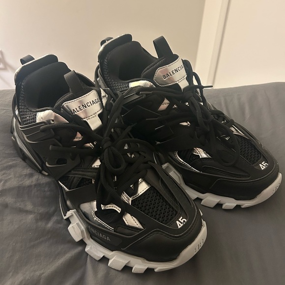 Barely worn Balenciaga Track V2 Black and Silver size 12 - Picture 1 of 5